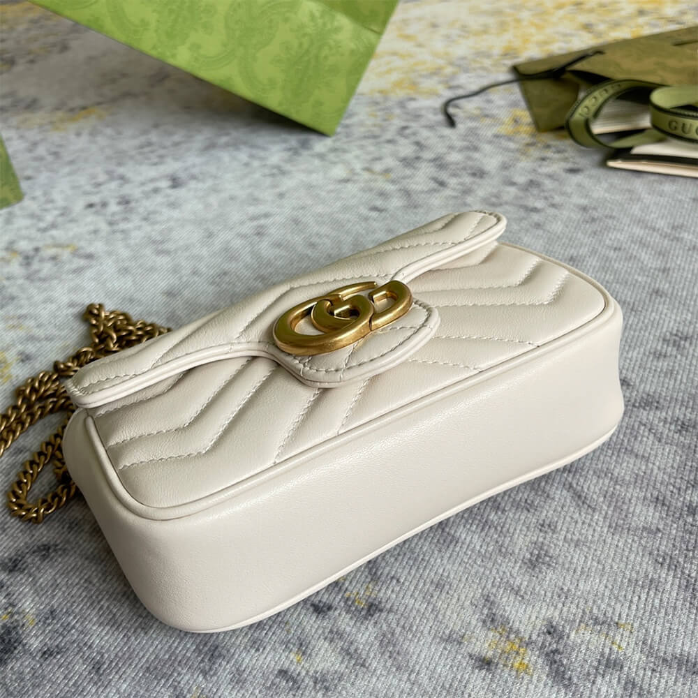 gg marmont matelasse leather S*per mini bag