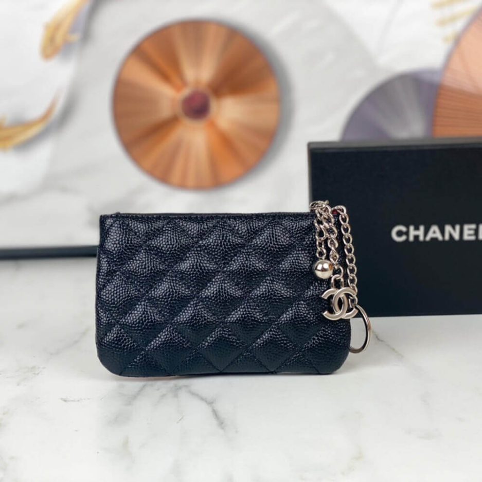 Ch*el classic small zip clutch