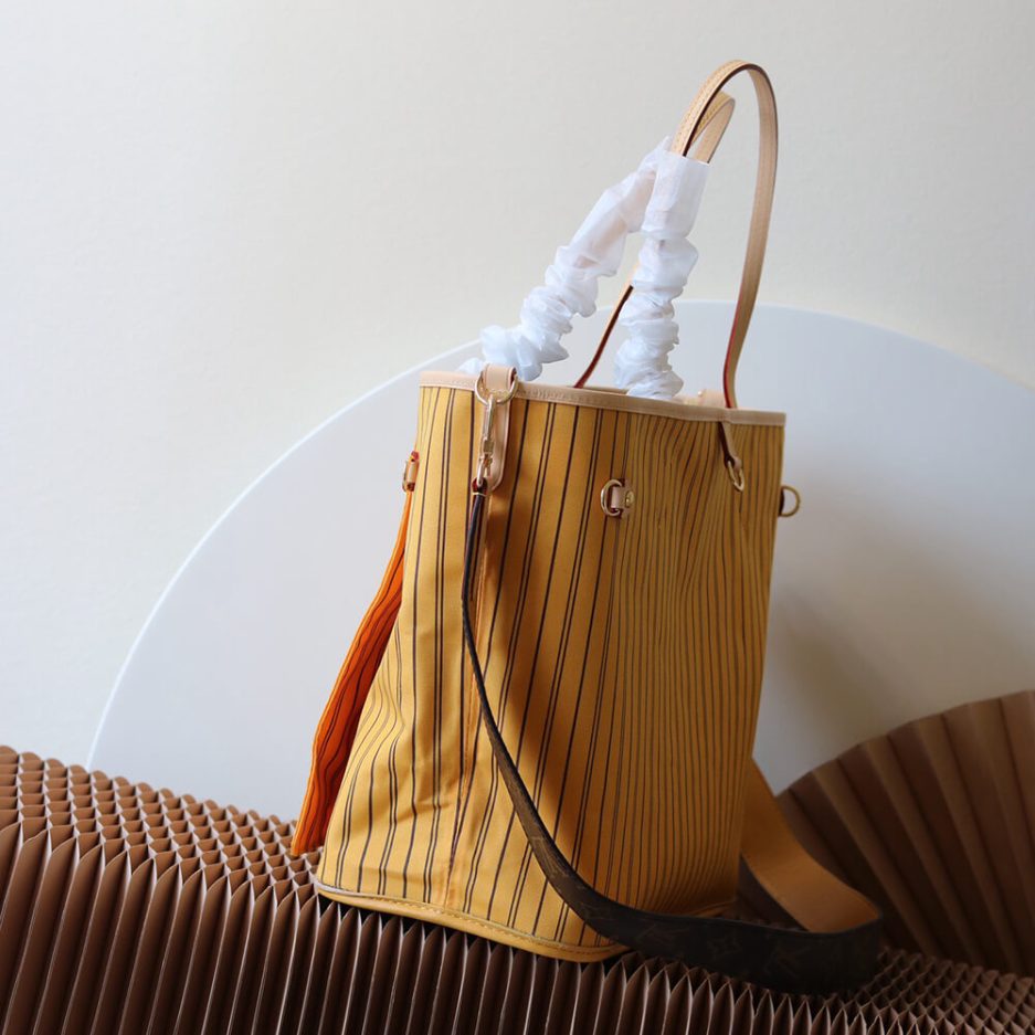 LV Neverfull Bandouliere Inside Out MM